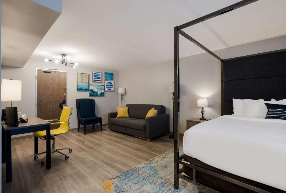 King Suite -Non-Smoking interior